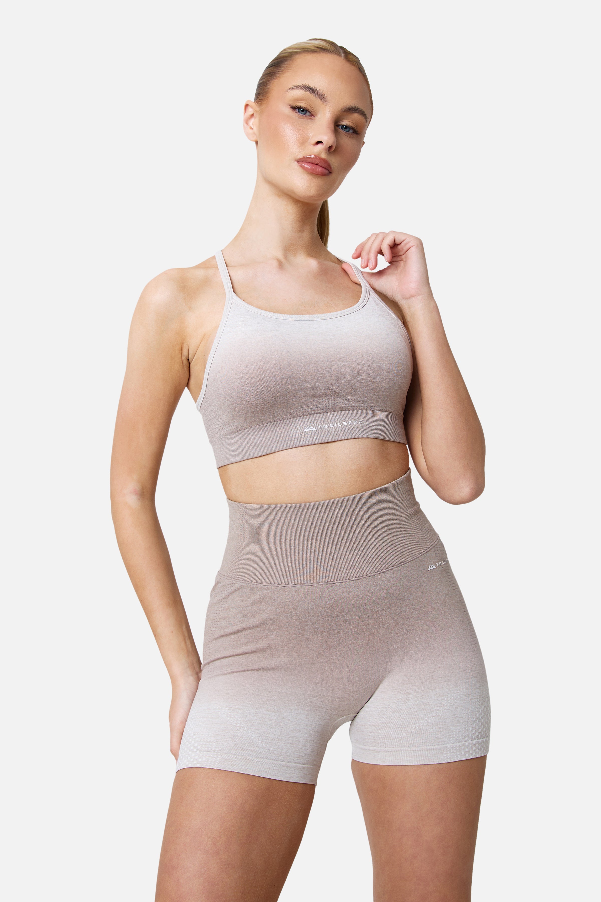 Womens Evocurve Seamless Strappy Bra - Pebble Stone / Pale Taupe / Frosted Ridge