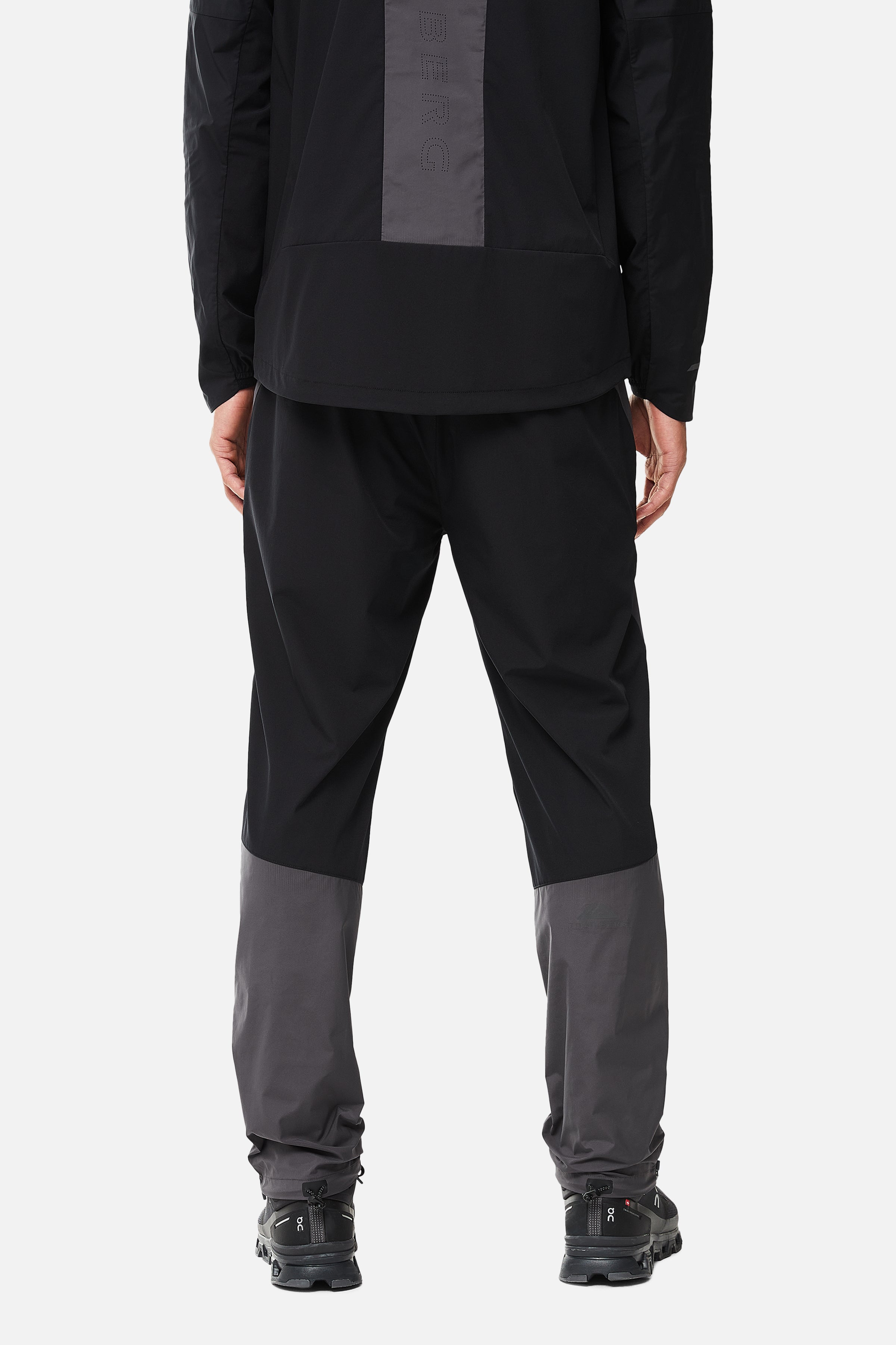 Storm 2.0 Tracksuit - Black/Grey