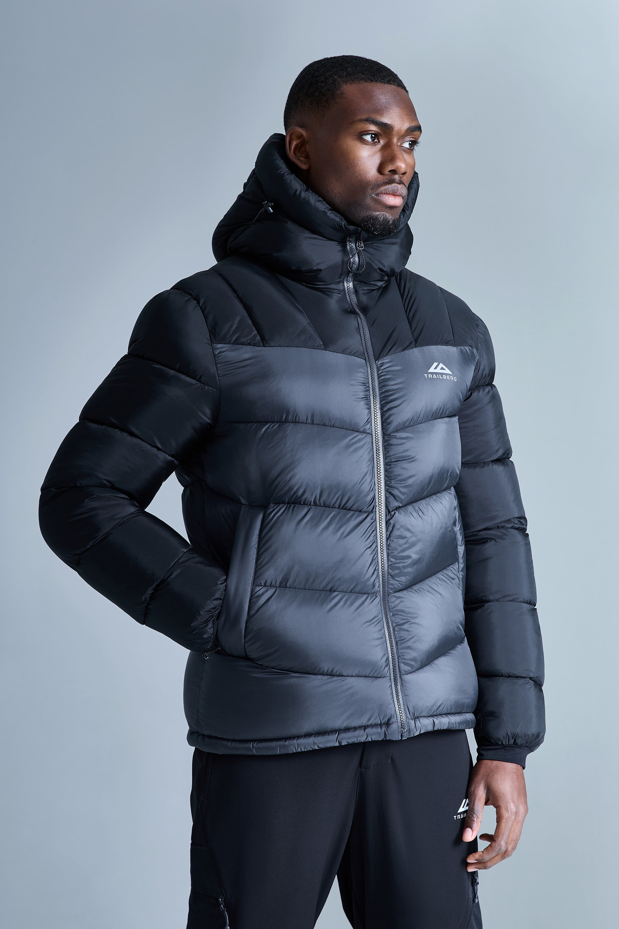 Alpina Insulated Jacket - Black/Volcano Grey