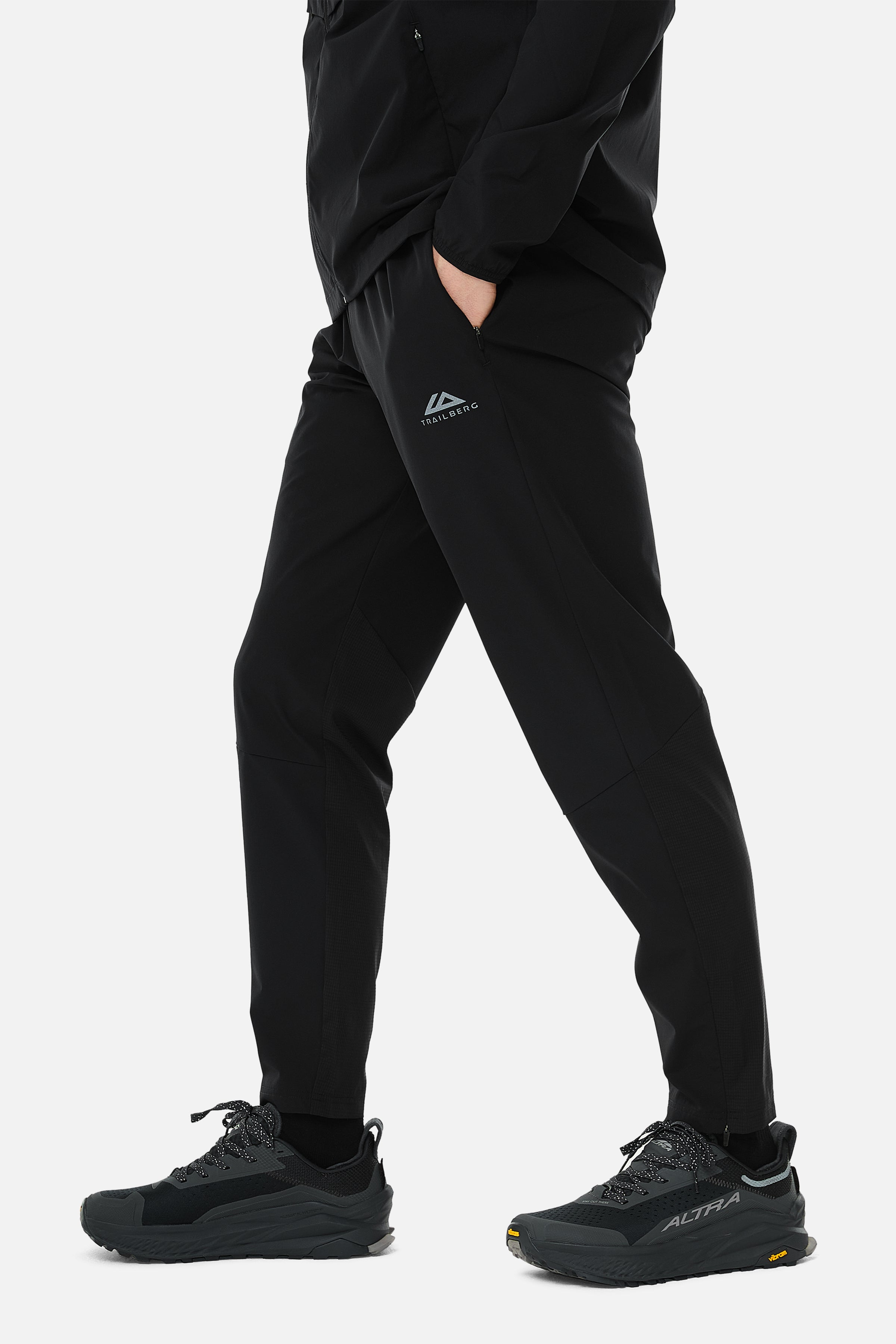 Elevate Tracksuit - Black