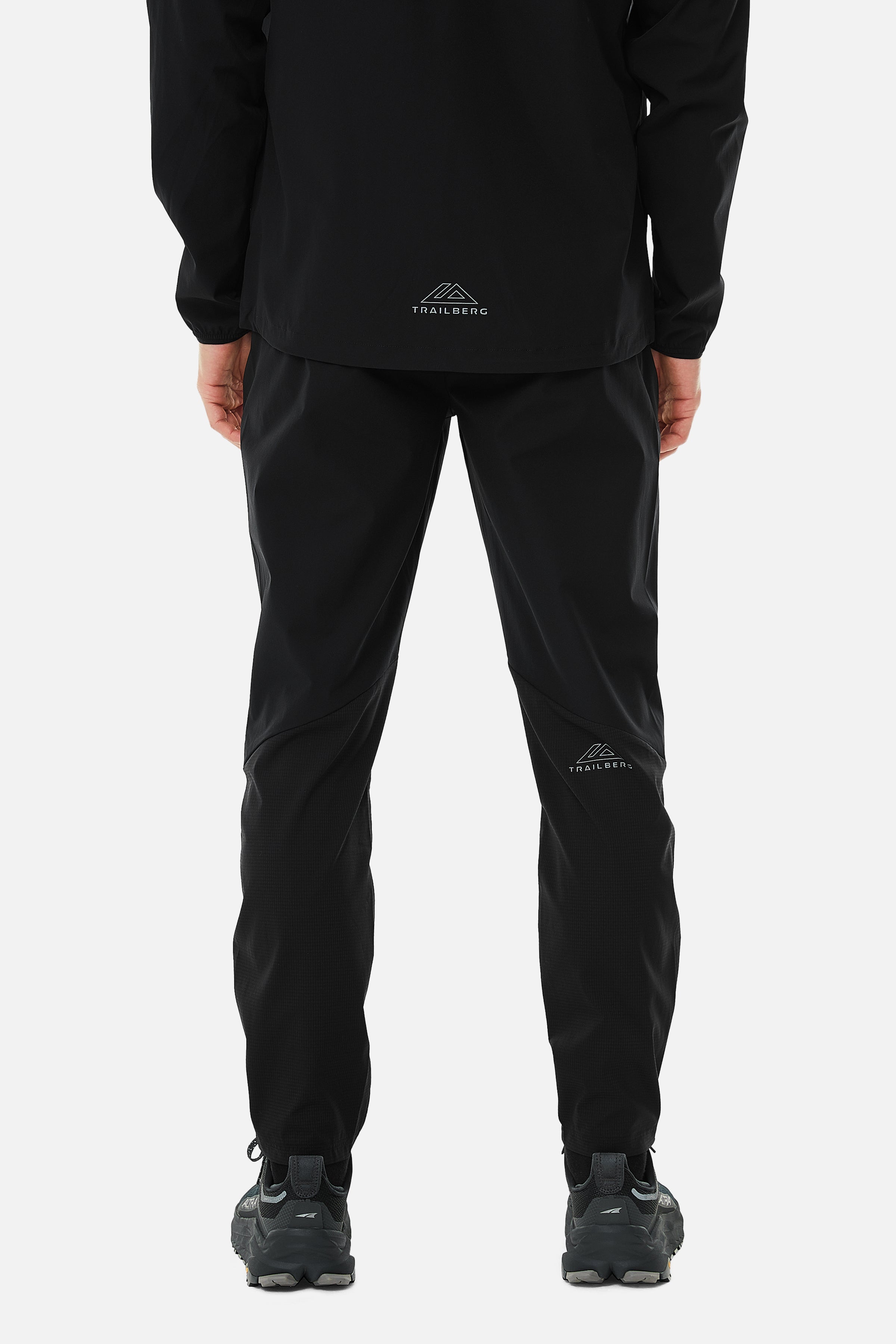 Elevate Tracksuit - Black