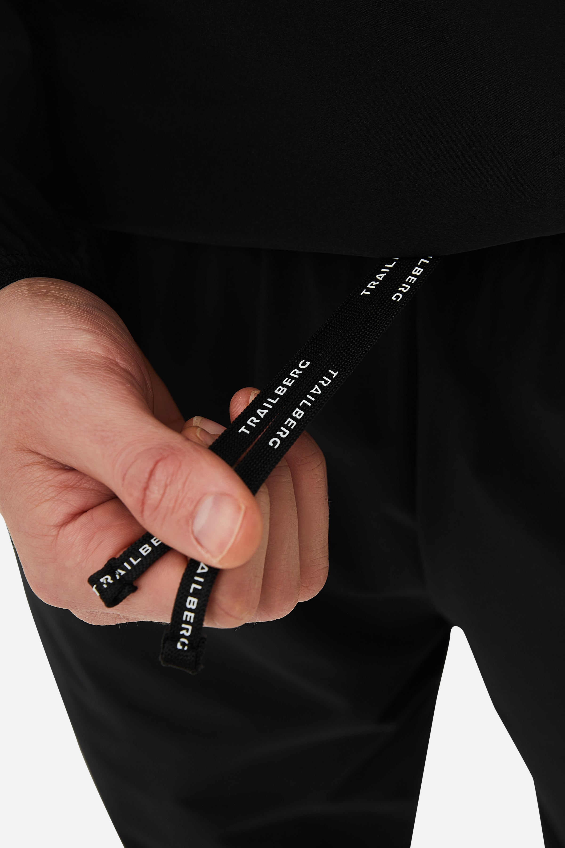 Elevate Tracksuit - Black