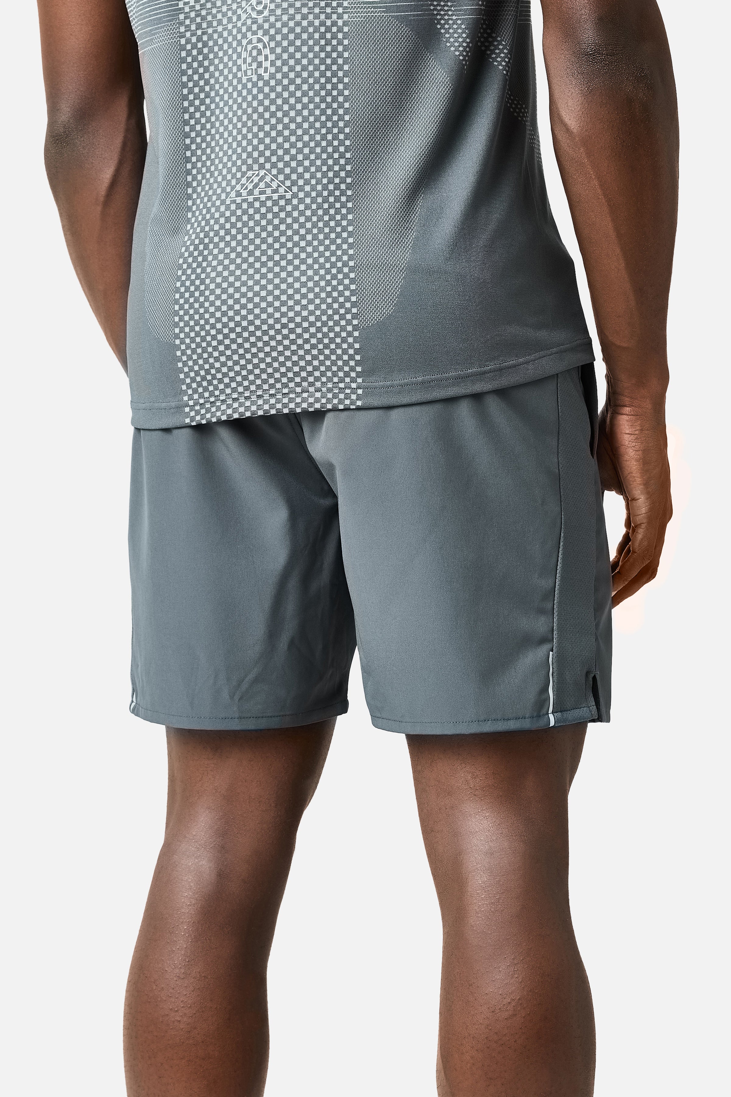 Nucleus 1/4 Zip Essentials 2.0 Twinset - Graphite Grey