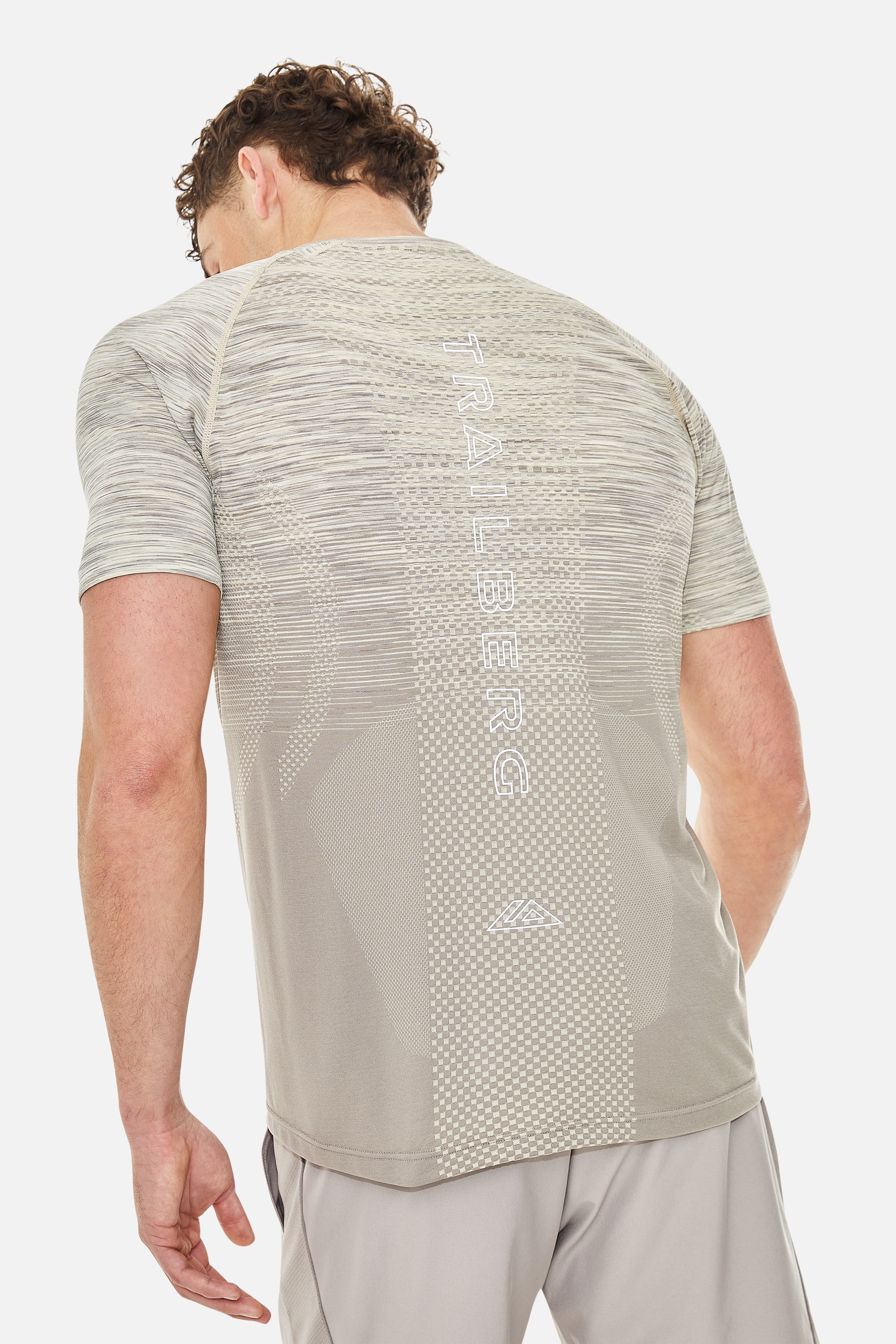 Apex Seamless Essentials 2.0 Twinset - Pale Taupe