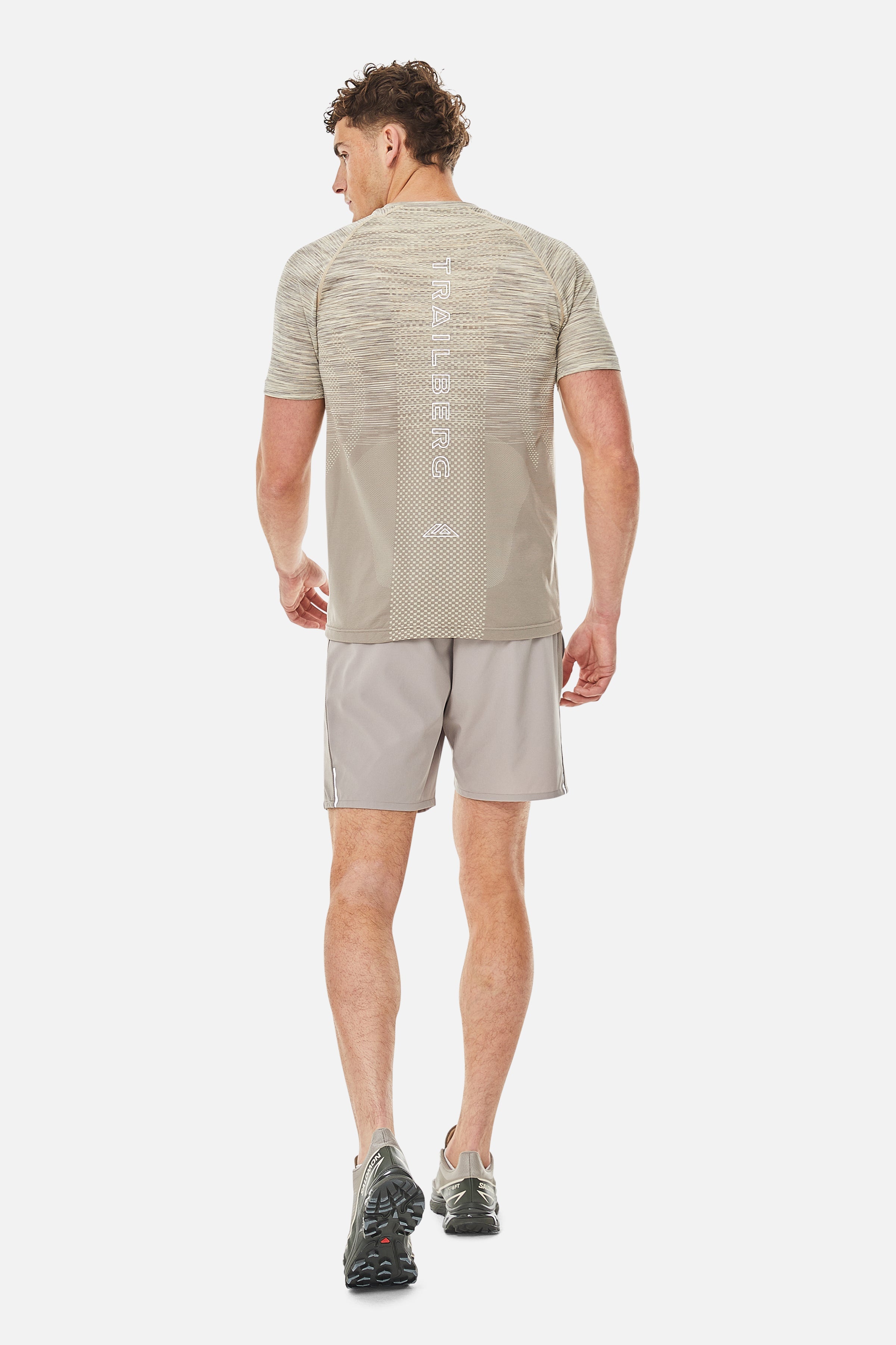 Apex Seamless Essentials 2.0 Twinset - Pale Taupe