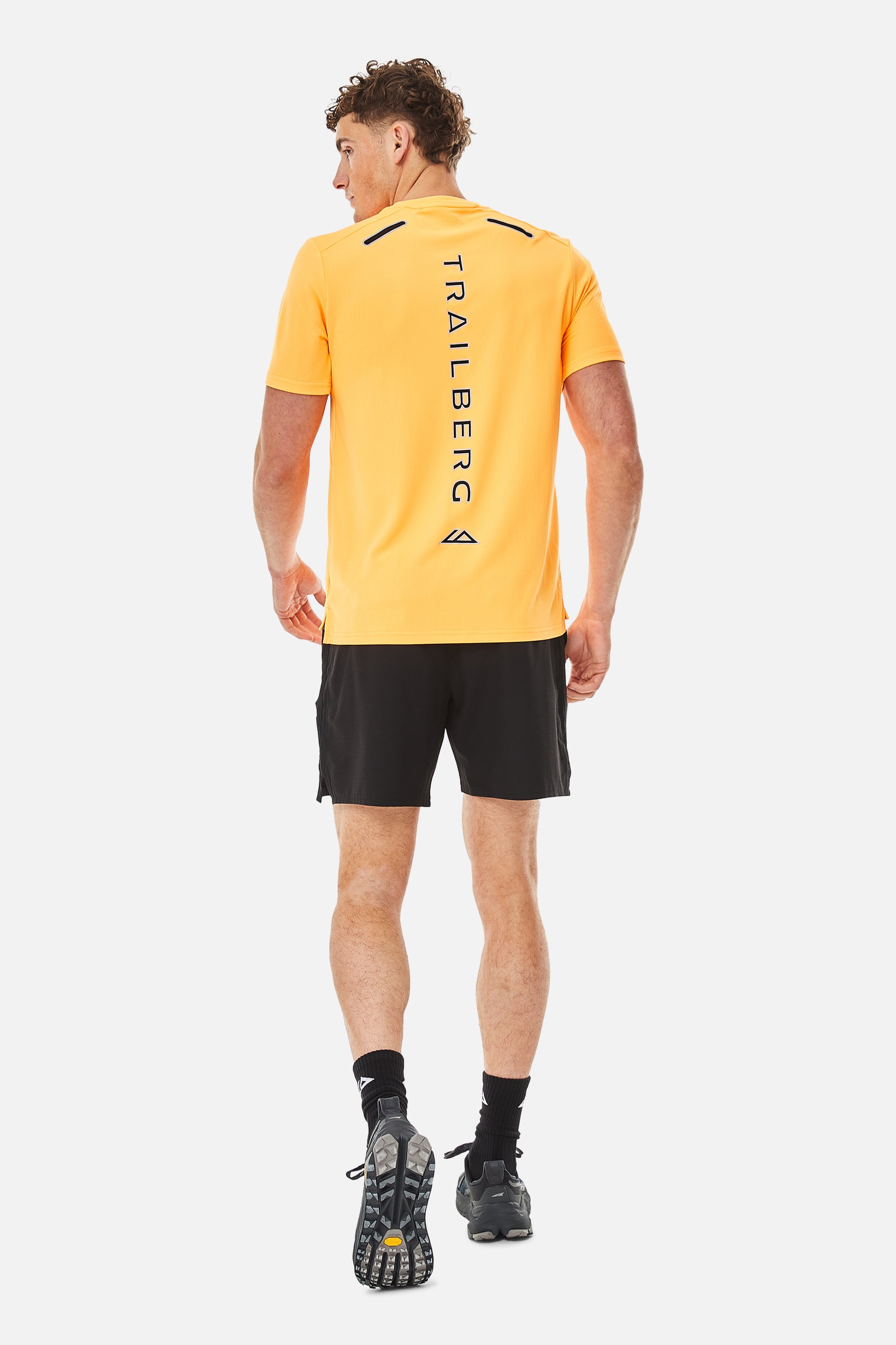 Gotthard Tee - Vivid Nectarine