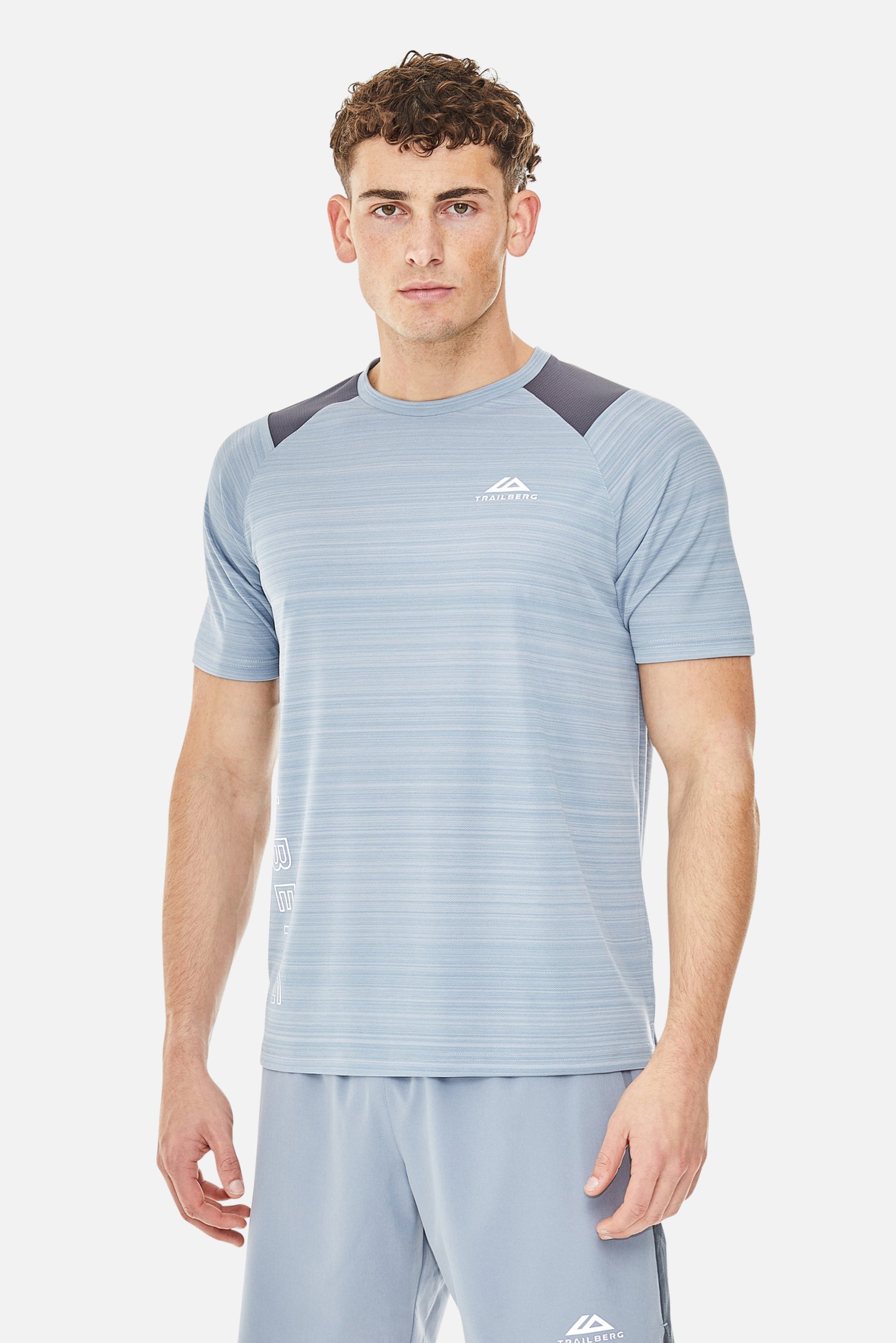 Triathlon SS25 Tee - Cloud Haze/Storm Grey