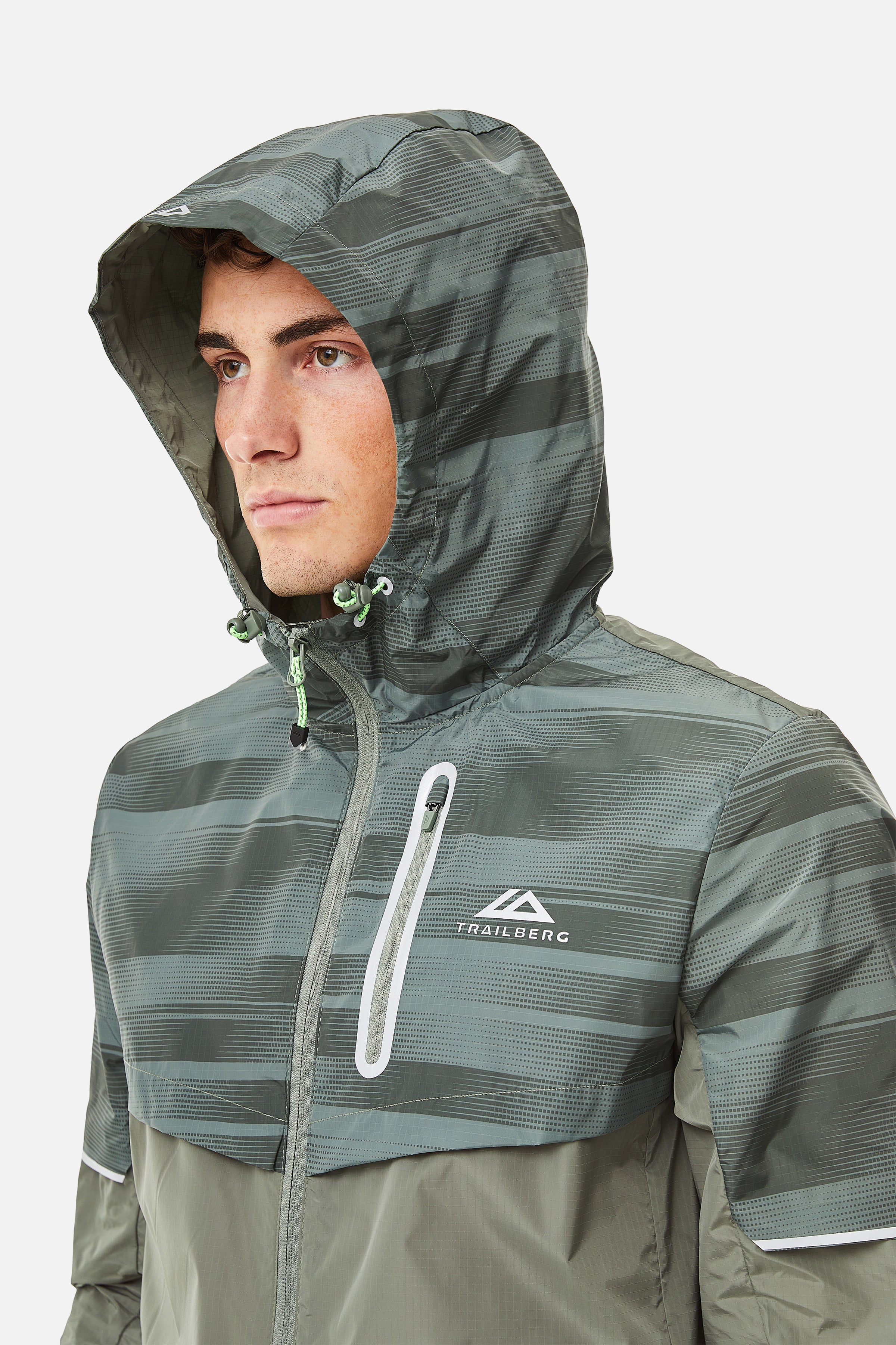 Dimension 2.0 Windbreaker - Pine Dust/Dark Fern