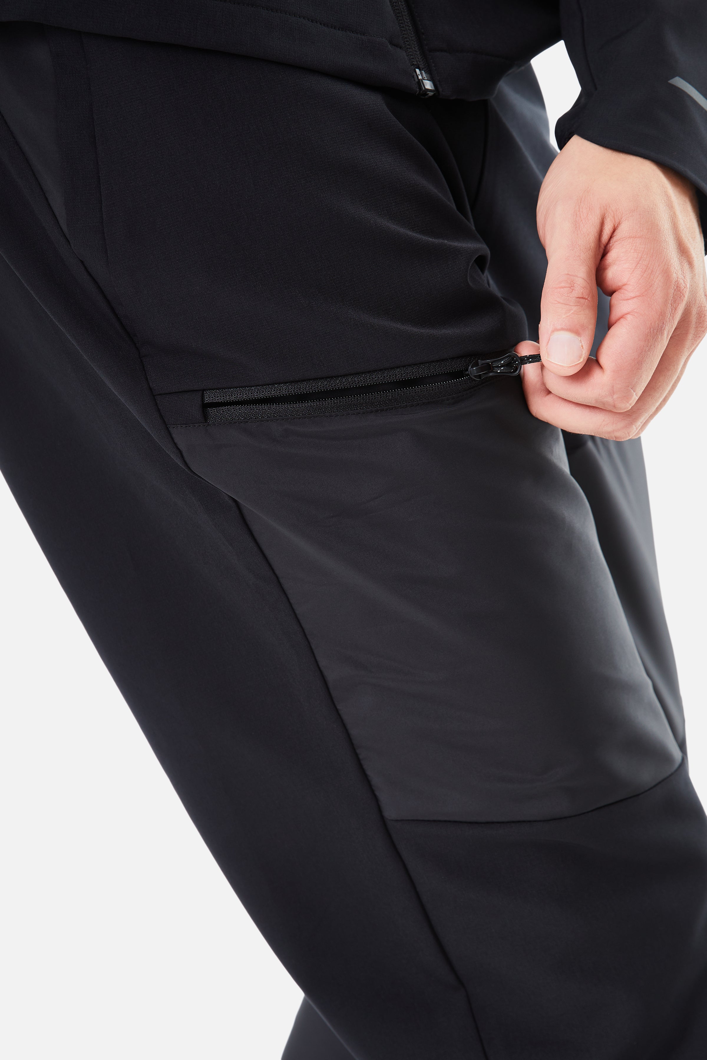 Rhine 2.0 Hybrid Tracksuit - Black