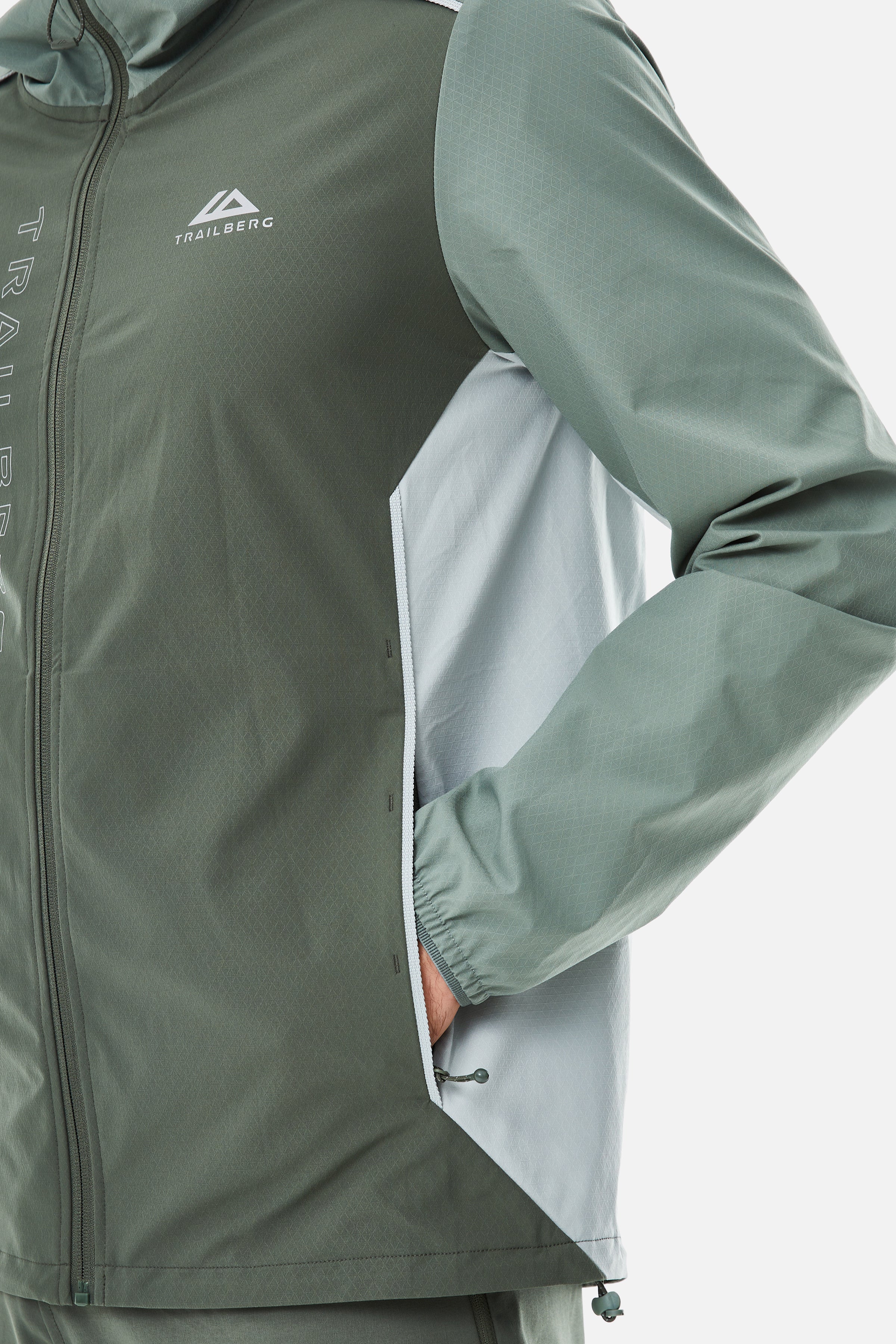 AW25 Triathlon Windbreaker - Dark Fern/Pine Dust/Frosted Leaf