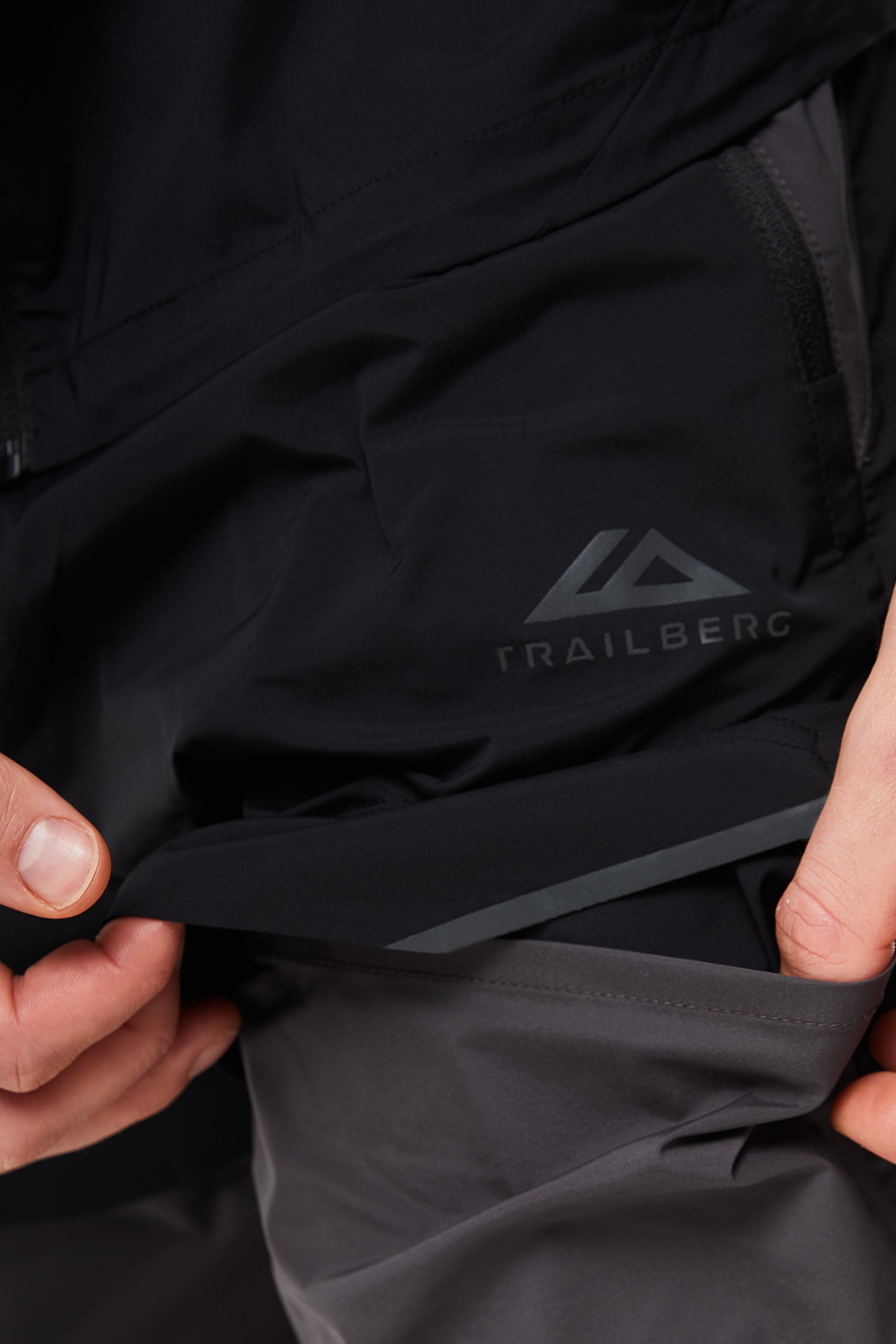 Storm Tracksuit - Black/Grey