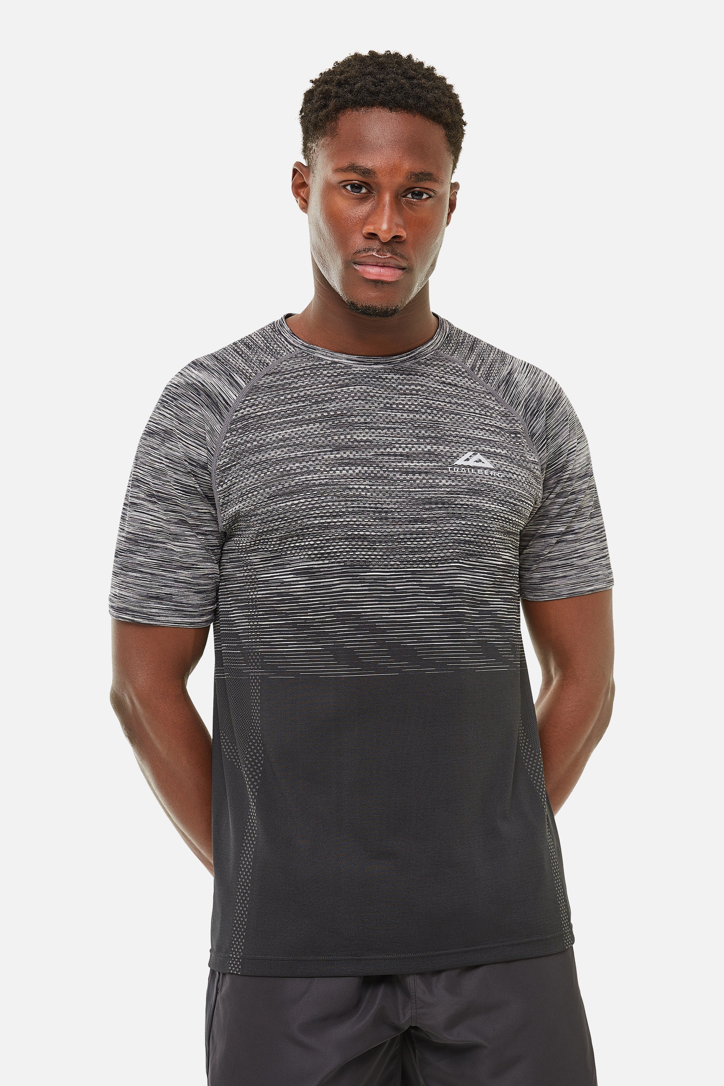 Summit Seamless Essentials Twinset - Black/Grey