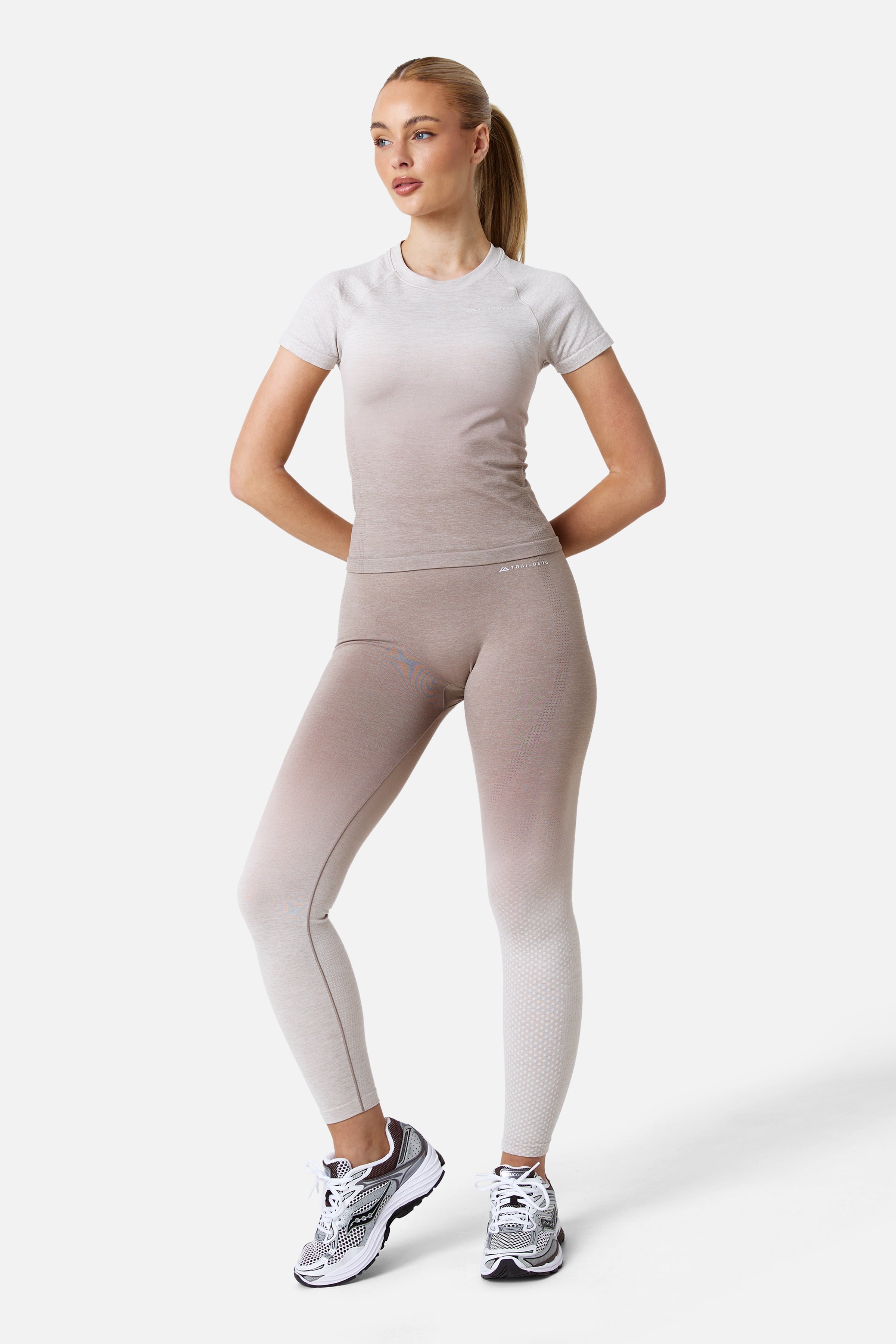 Womens Evocurve Seamless Legging - Pebble Stone / Pale Taupe / Frosted Ridge
