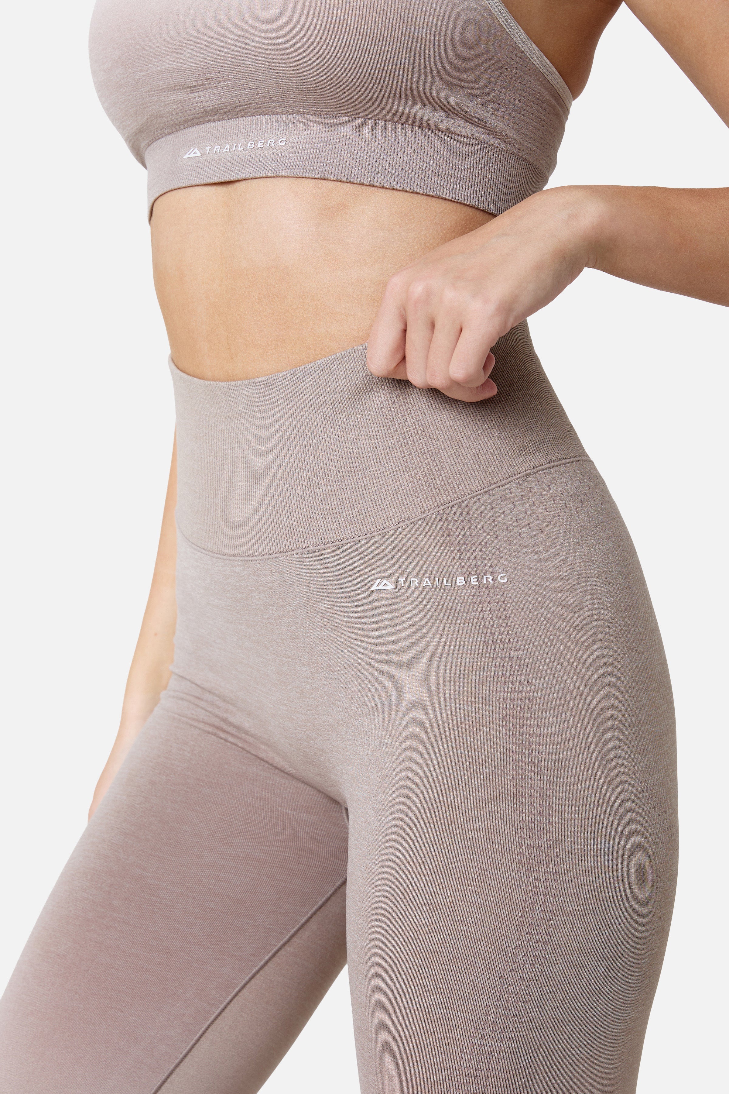 Womens Evocurve Seamless Legging - Pebble Stone / Pale Taupe / Frosted Ridge
