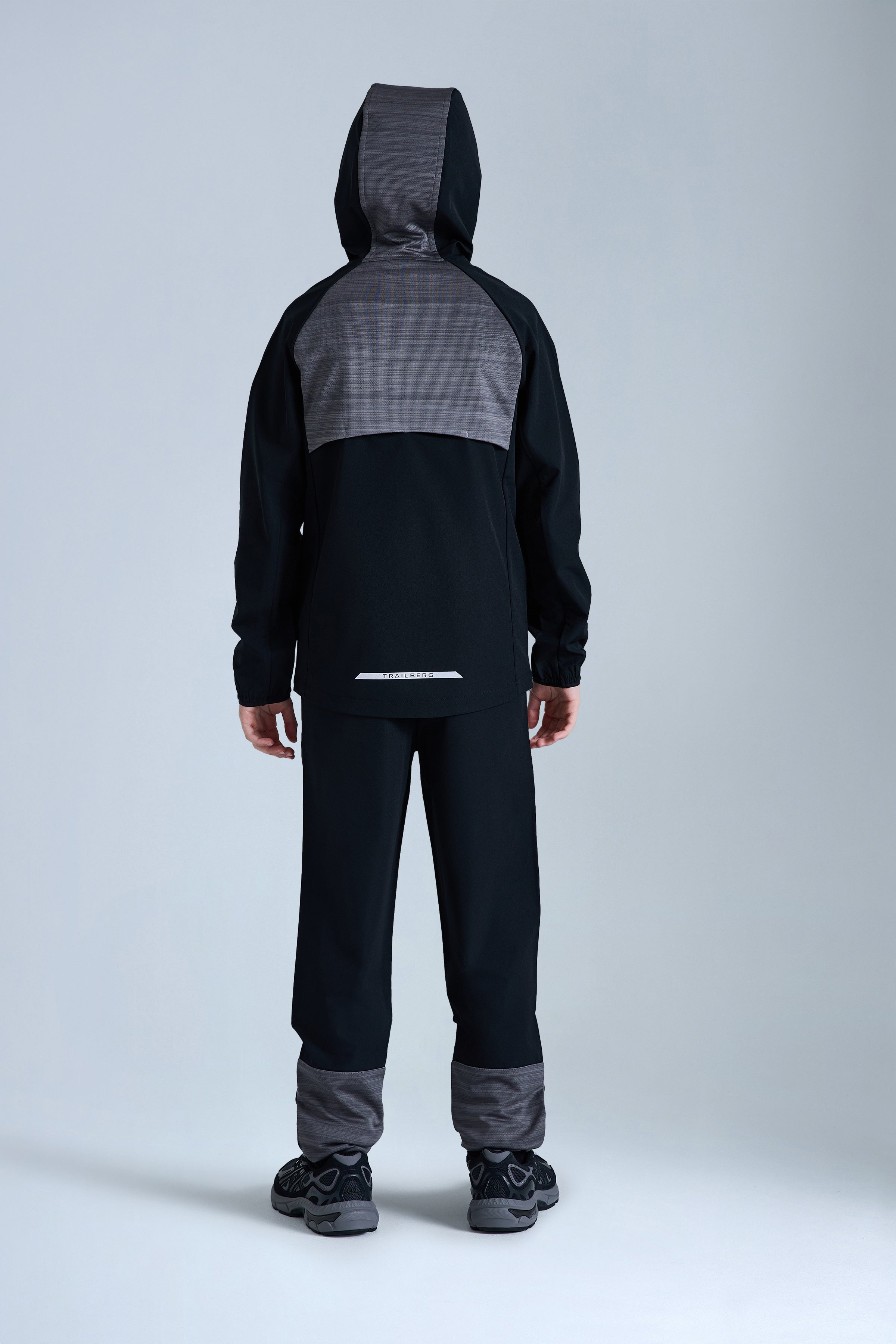 Boys Cloud 2.0 Woven Tracksuit - Black/Urban Smoke