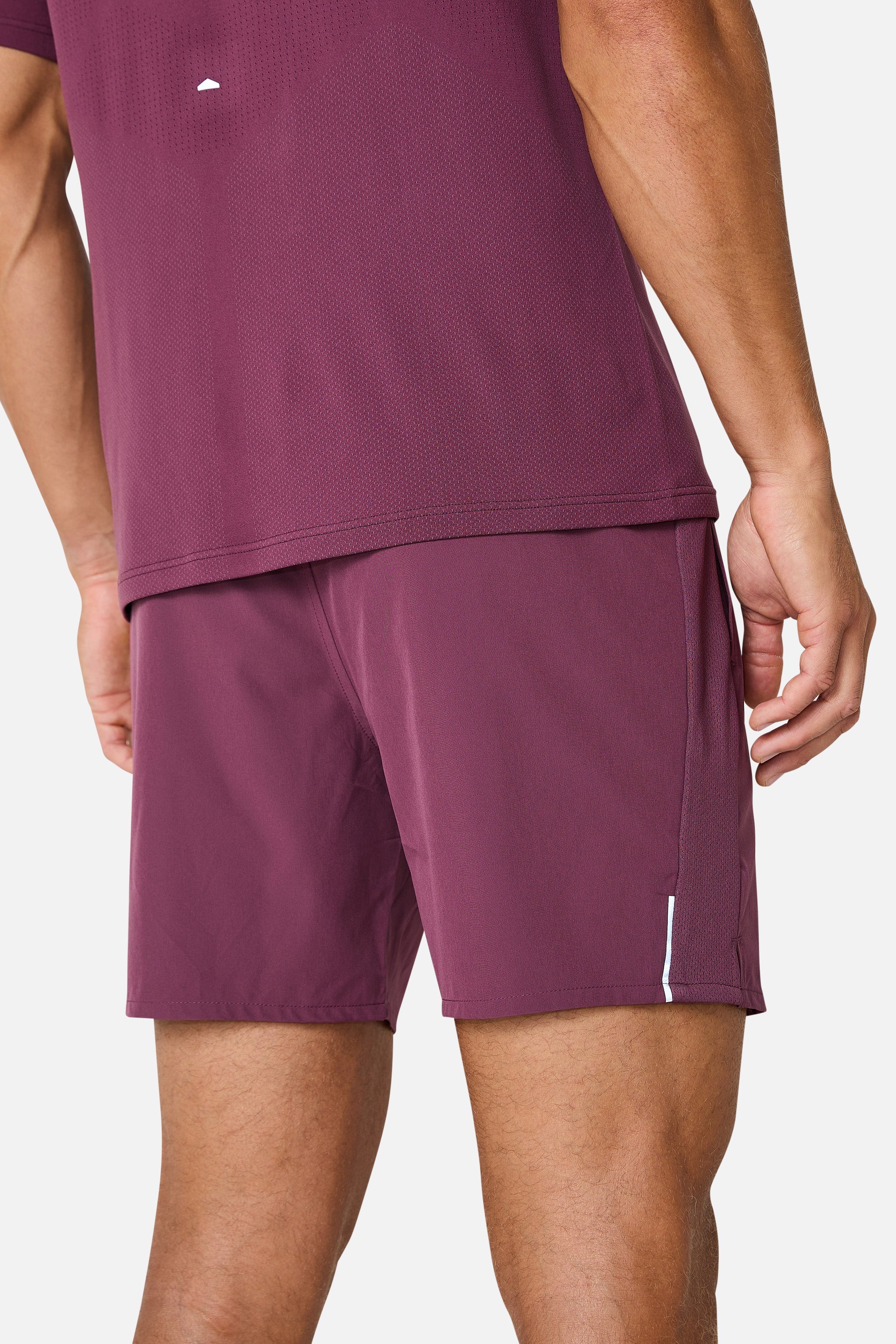 Essentials 2.0 Short - Deep Merlot
