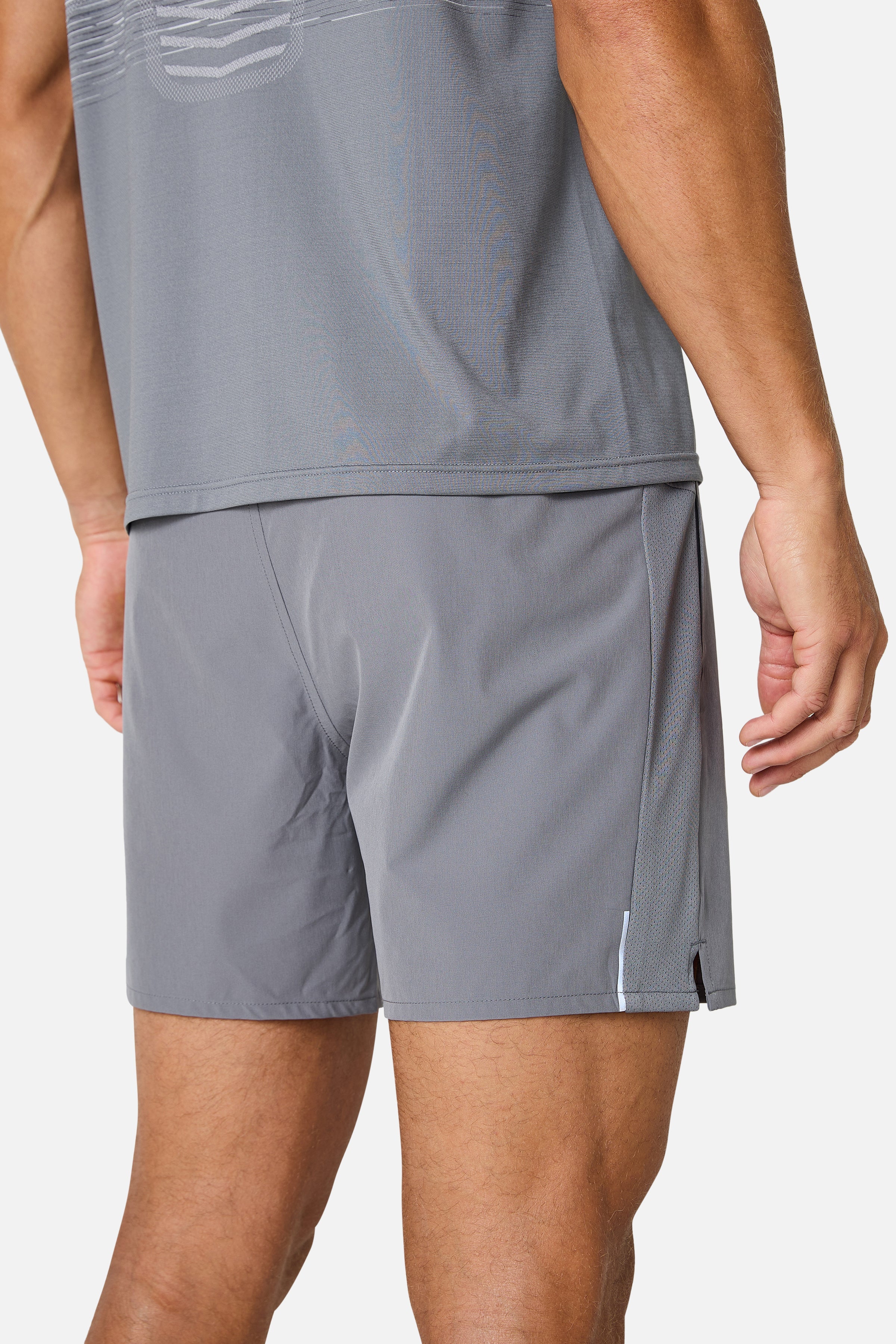 Essentials 2.0 Short - Nightfall Grey