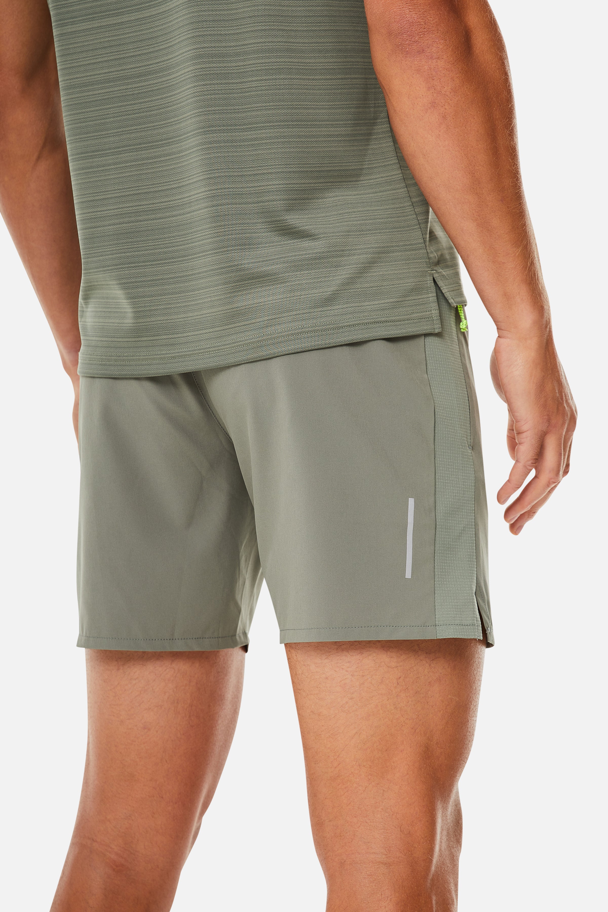 TRIATHLON SHORT - SAGE