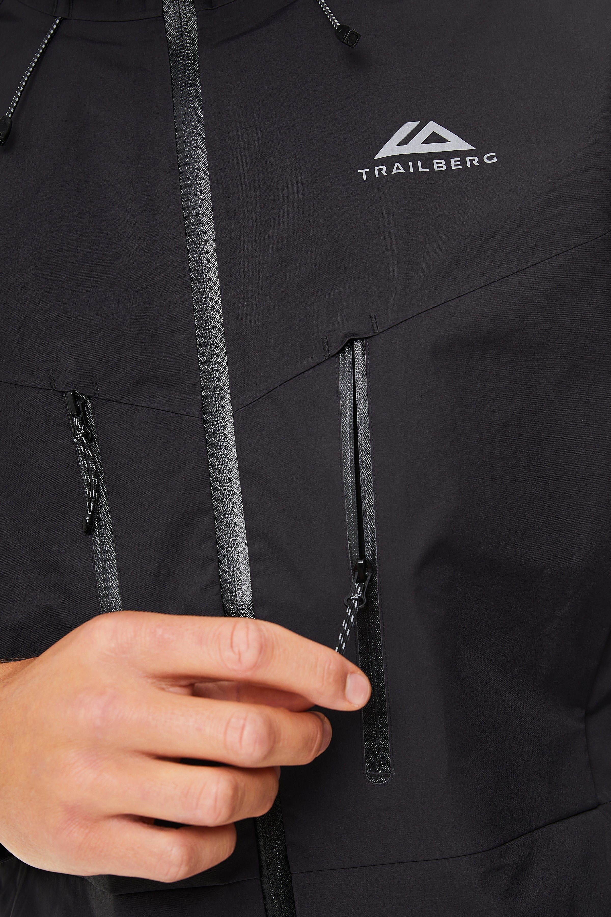 CONQUER WATERPROOF SHELL JACKET - BLACK