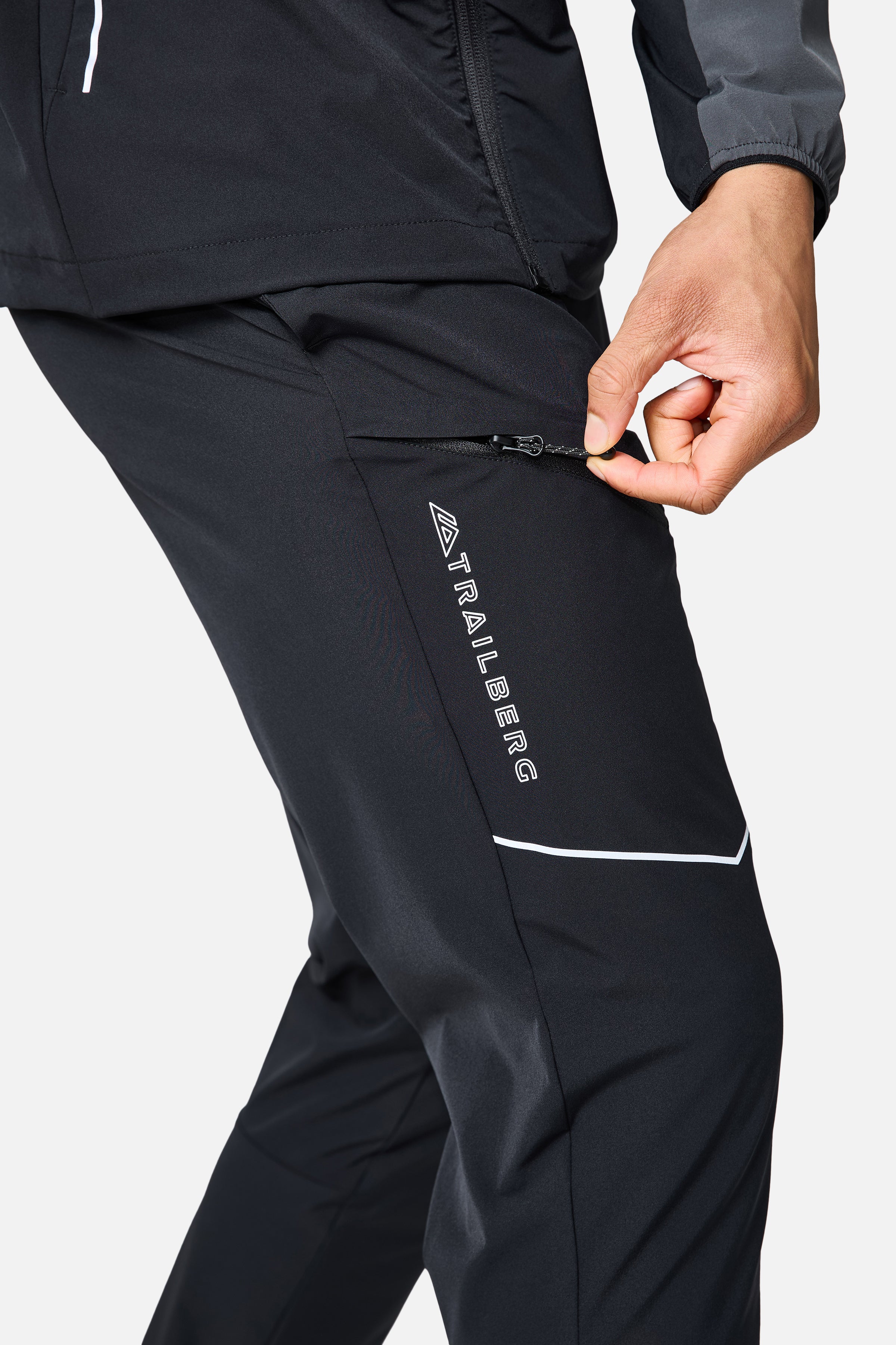 Zion Tracksuit - Black/Volcano Grey