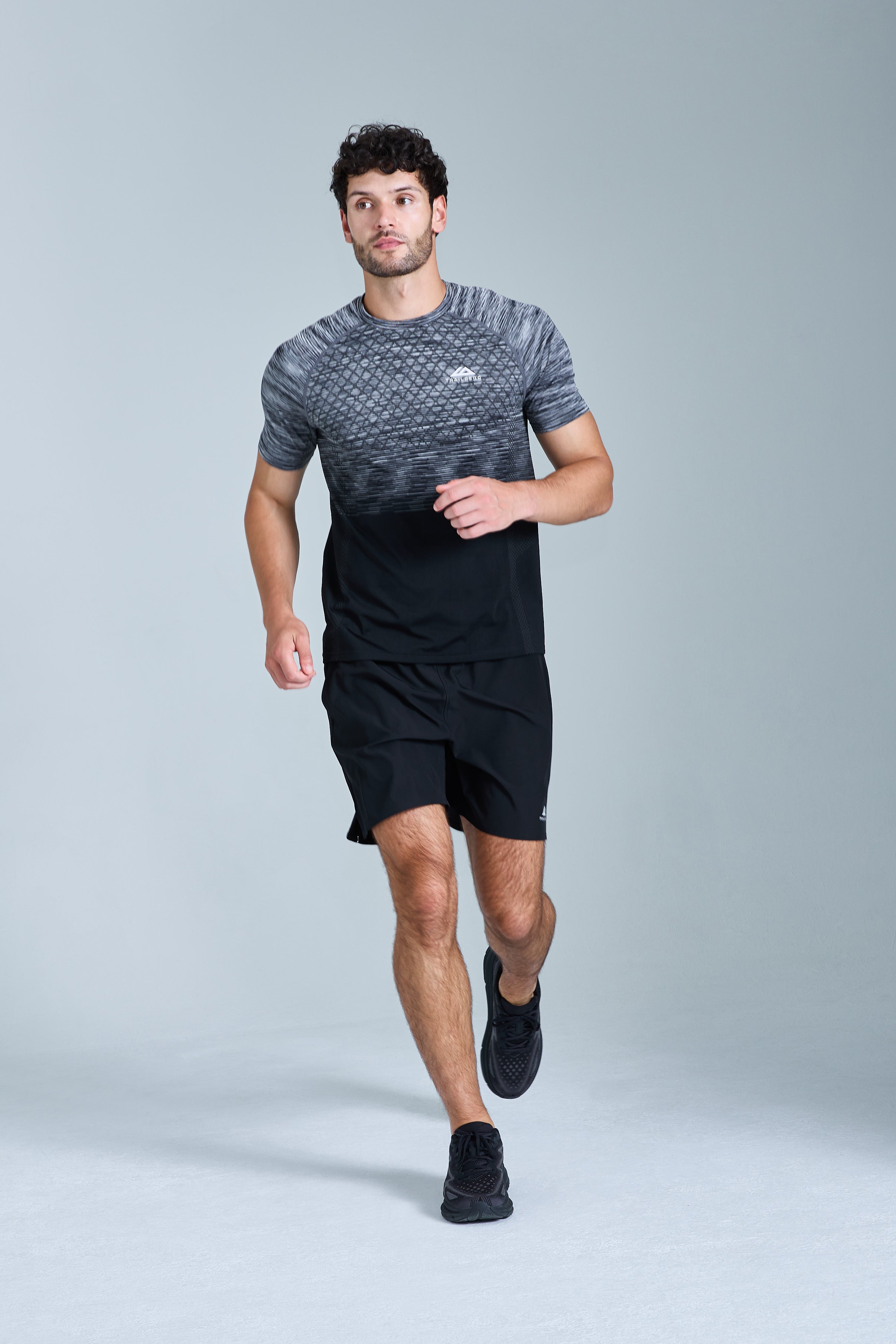 Stride Seamless Tee  - Moon Grey/Urban Smoke/Black/White