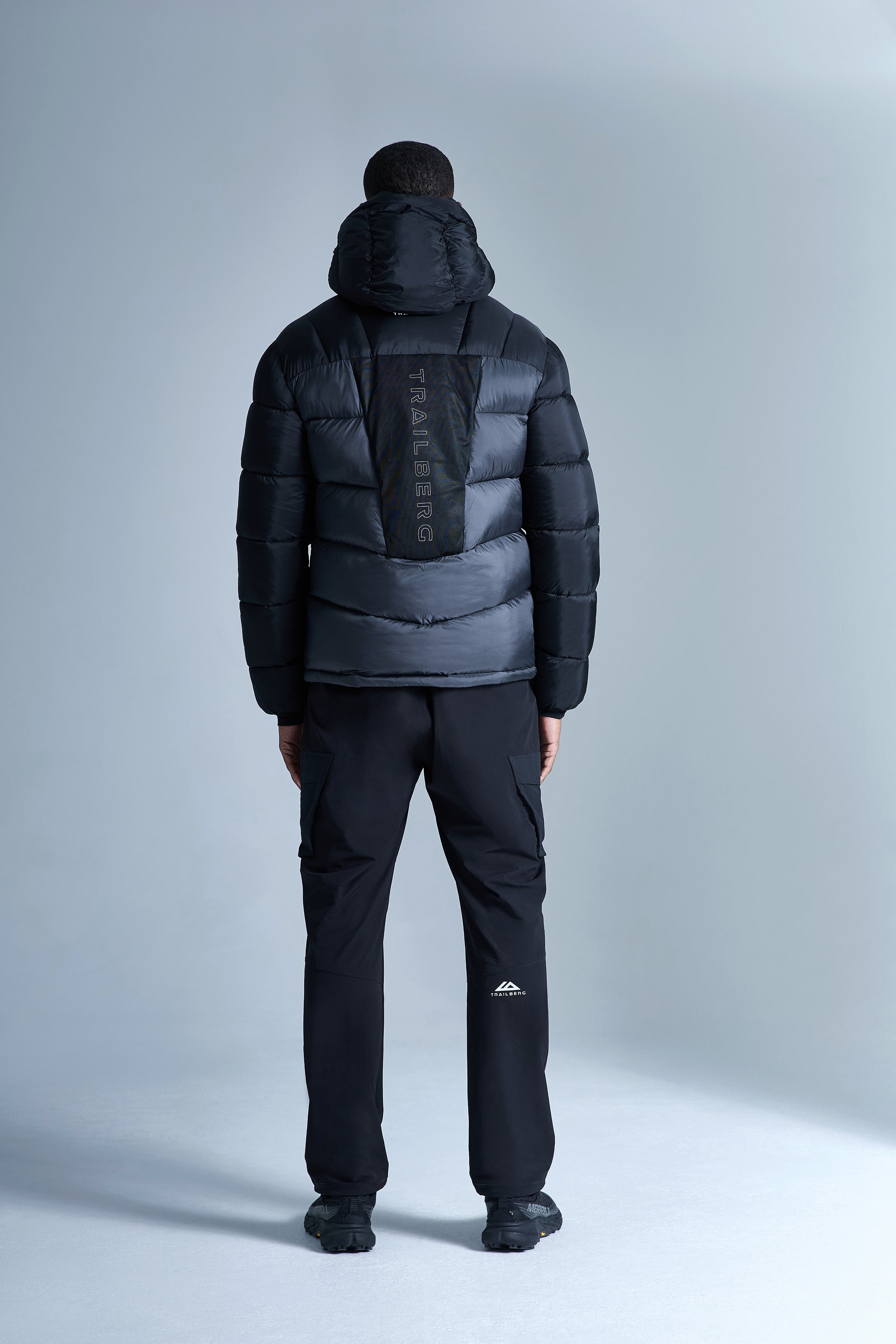 Alpina Insulated Jacket - Black/Volcano Grey