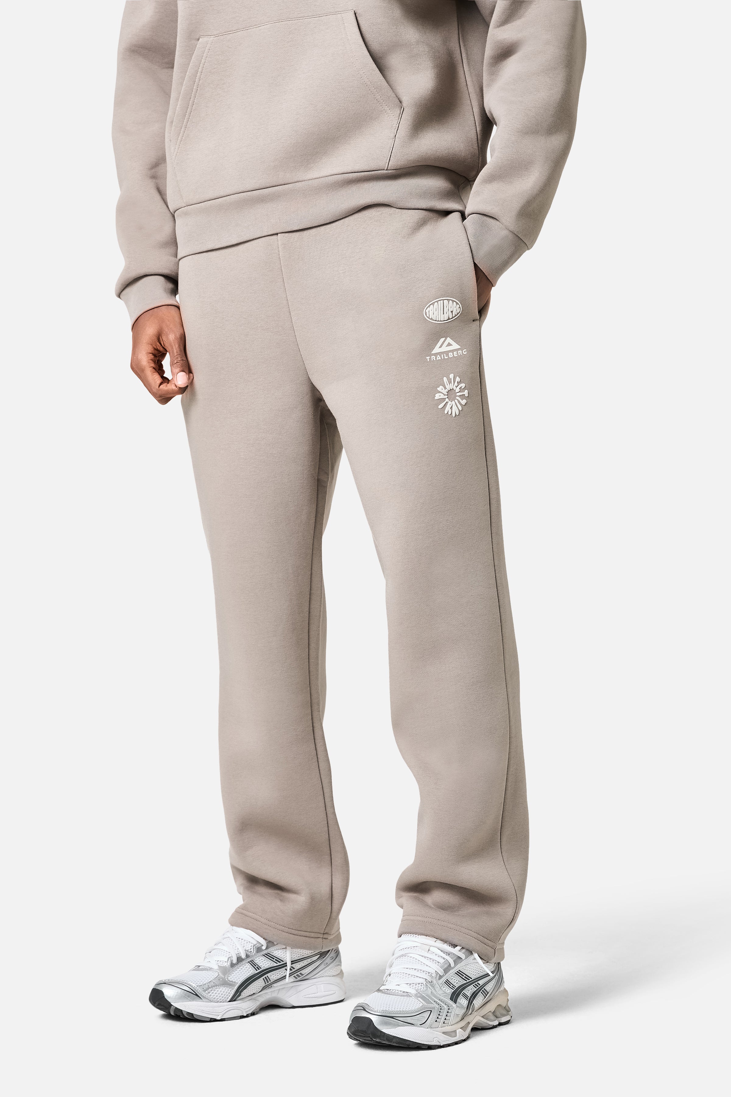 Vector Straight Leg Jogger - Mocha