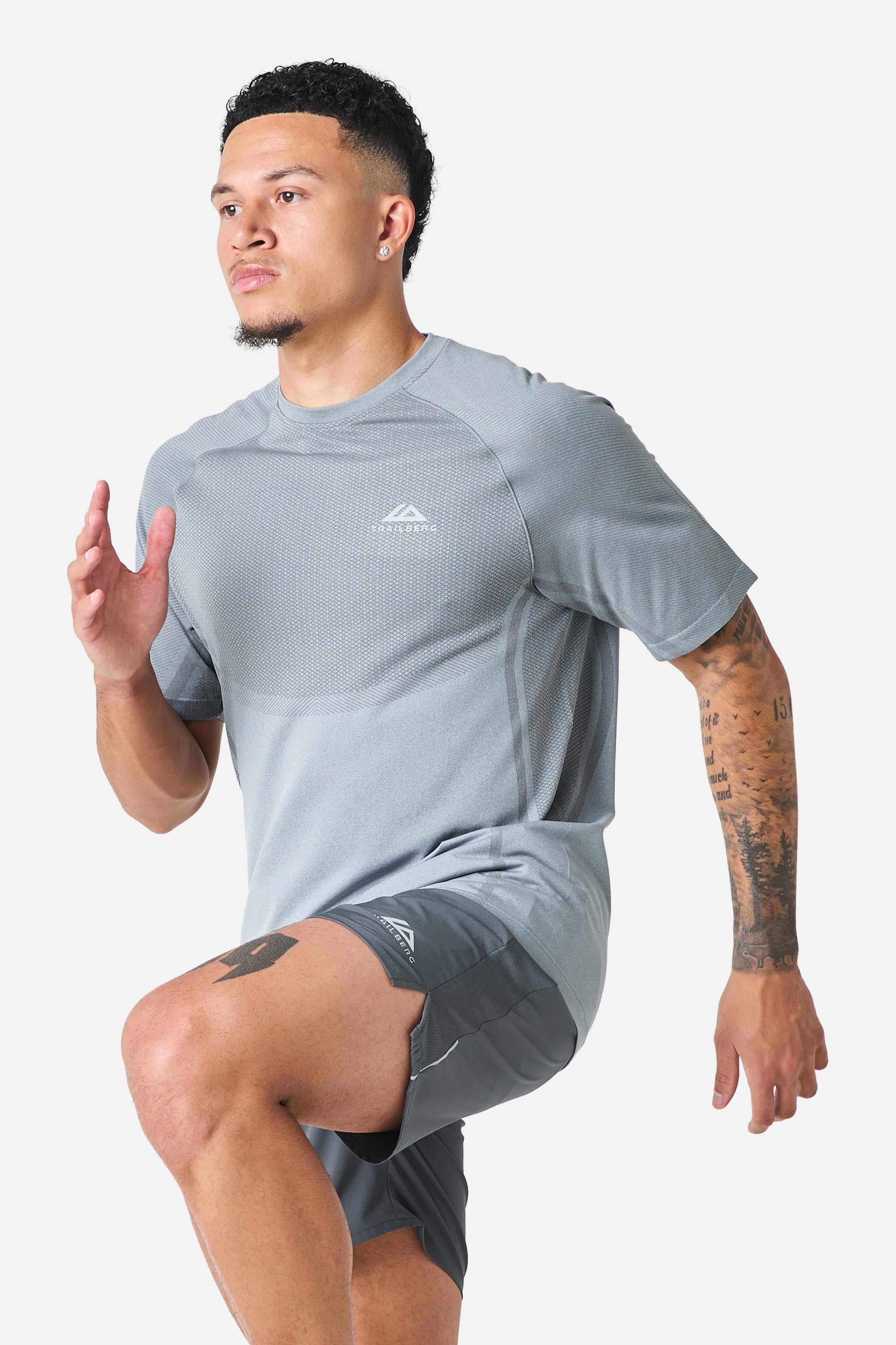 Fusion Seamless Essentials Twinset - Graphite Grey