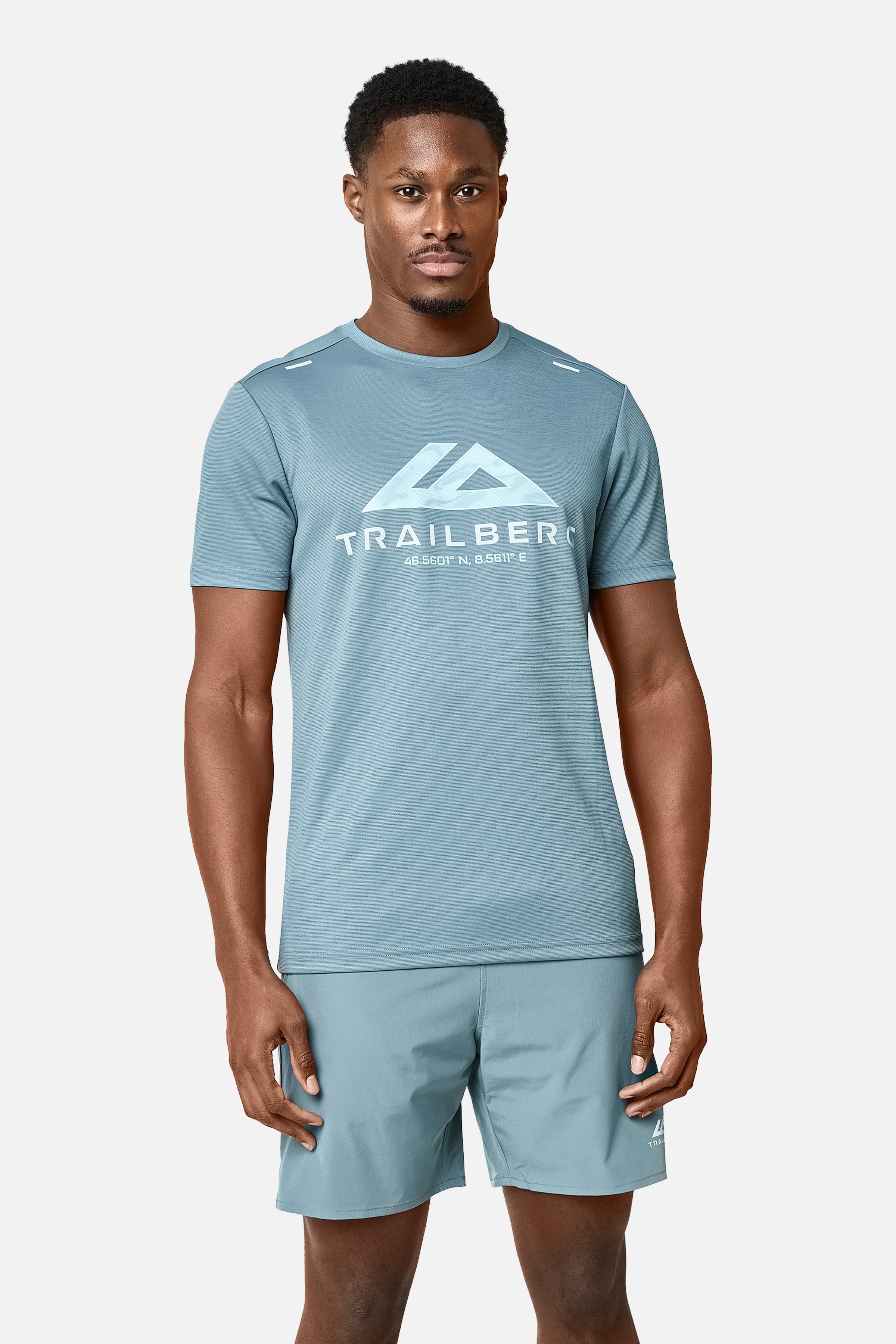 Blur Large Logo Tee - Frosted Denim