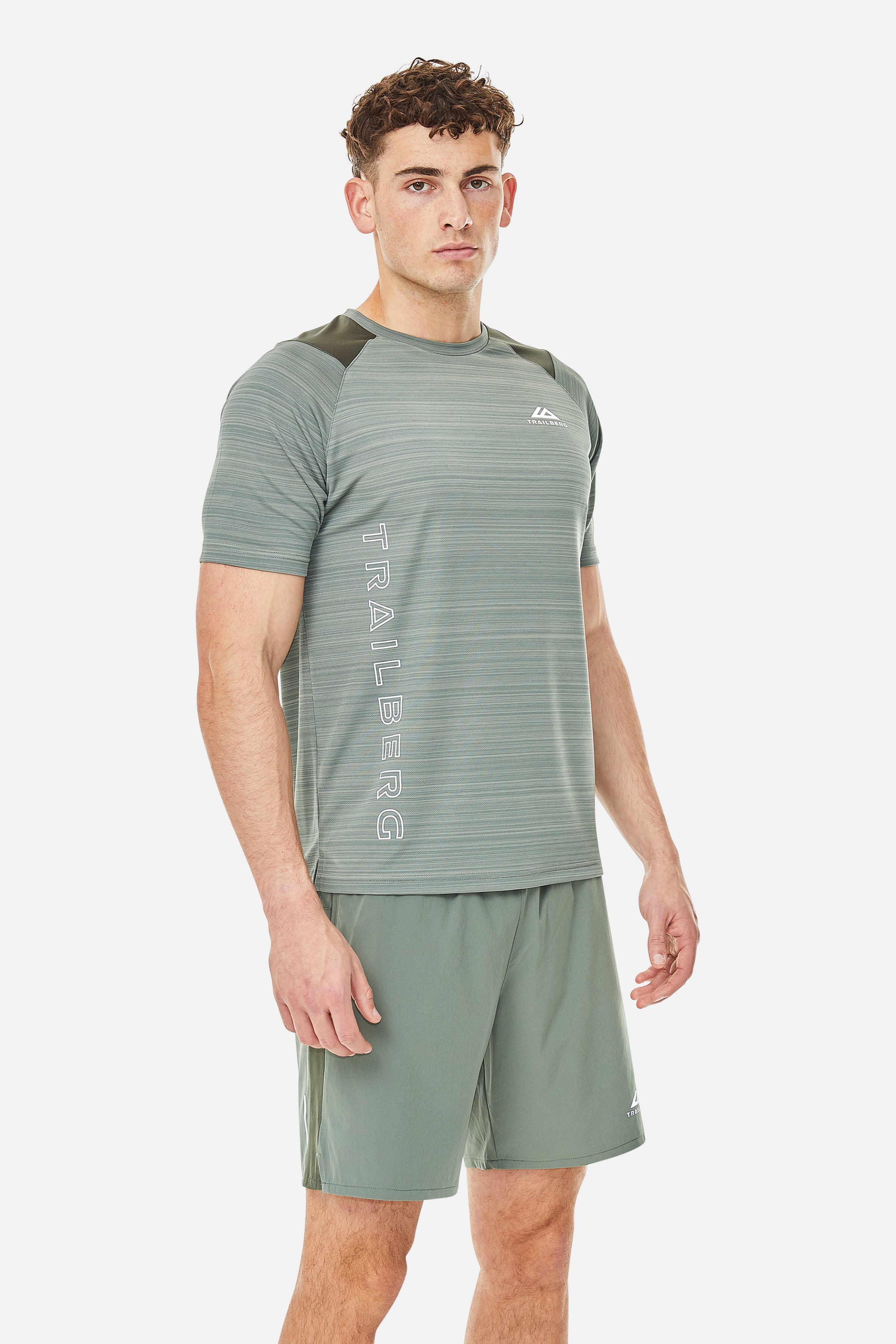 Triathlon SS25 Tee - Pine Dust/Dark Fern