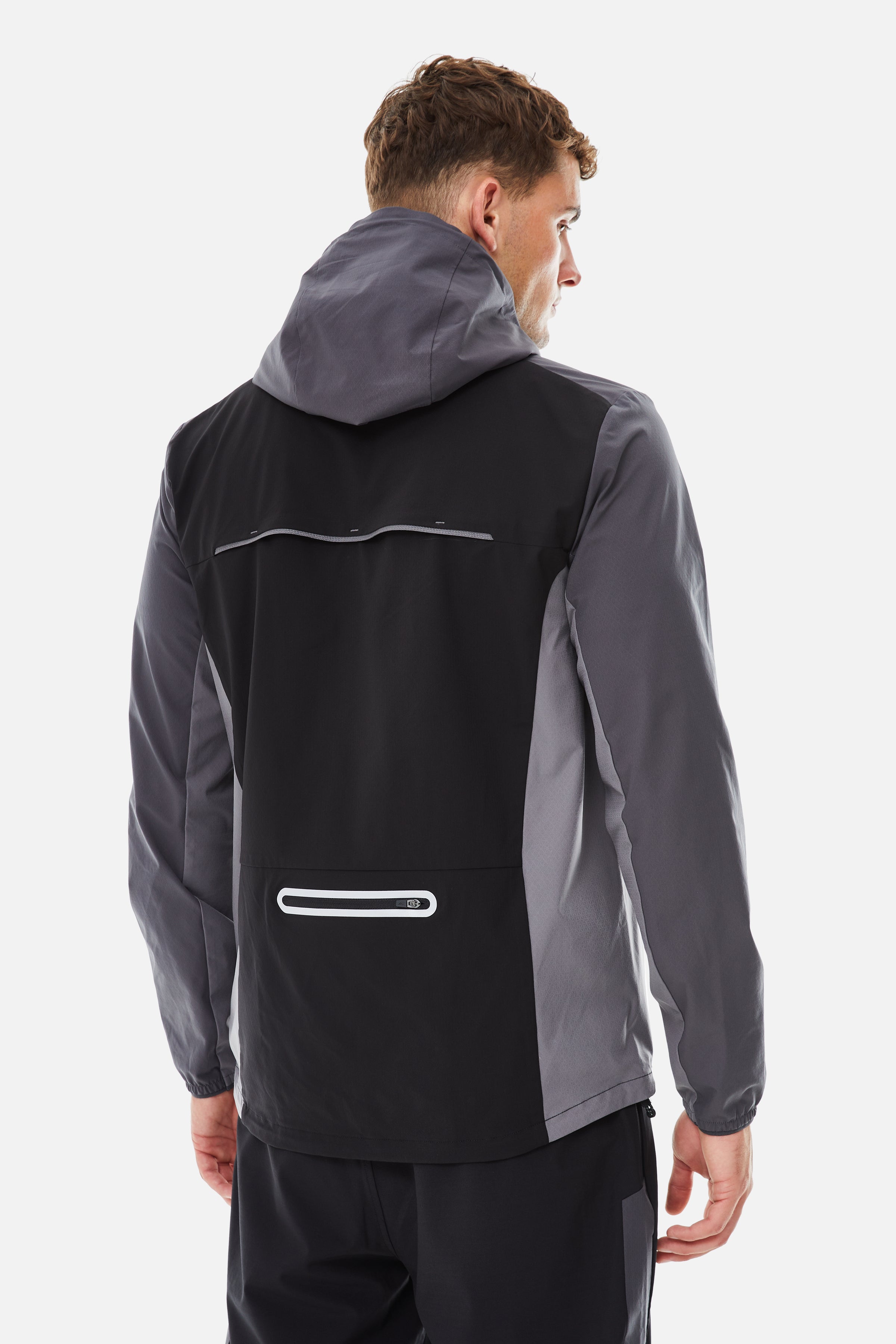 AW25 Triathlon Windbreaker - Black/Volcano Grey/Urban Smoke