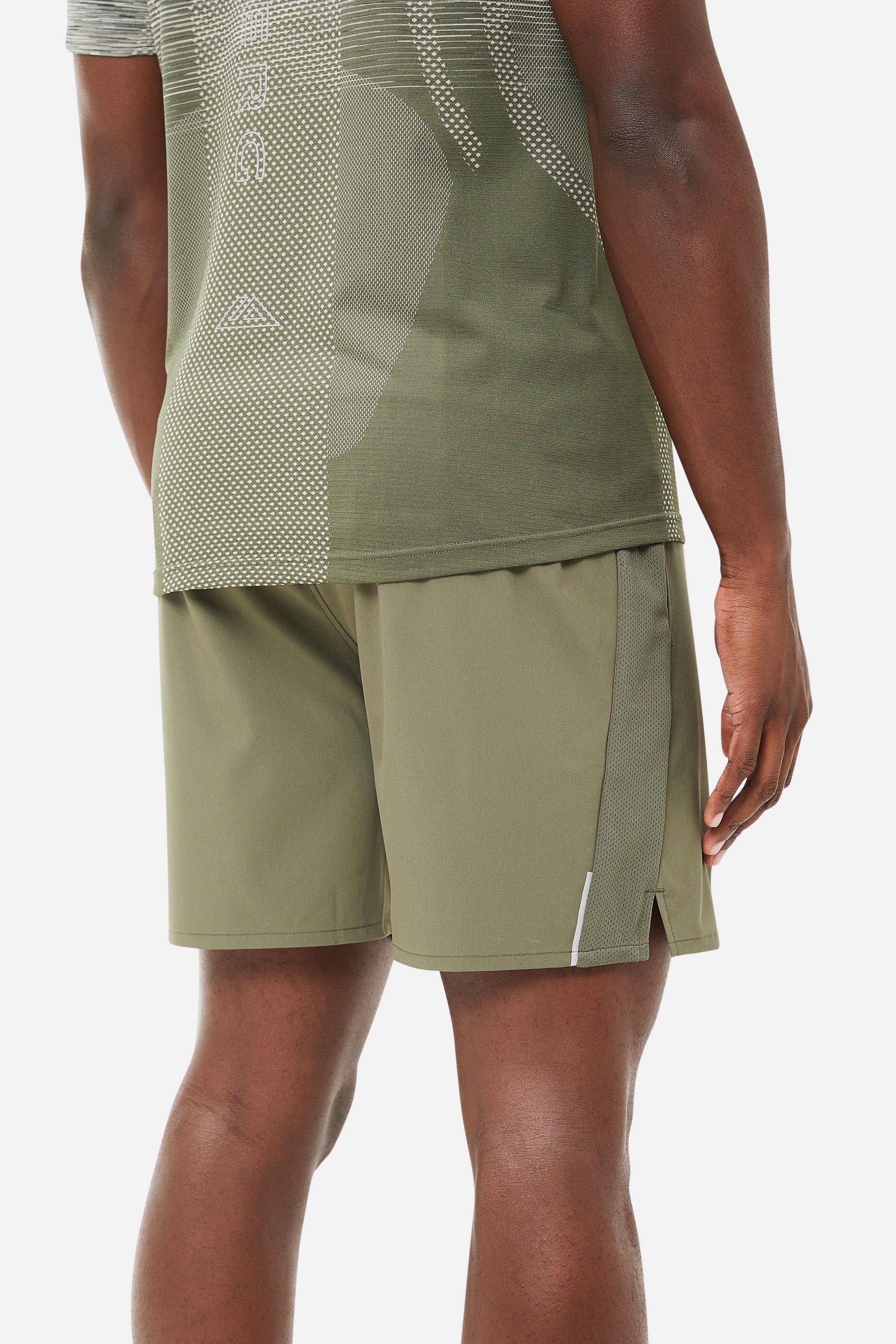 ESSENTIALS 2.0 SHORT - KHAKI