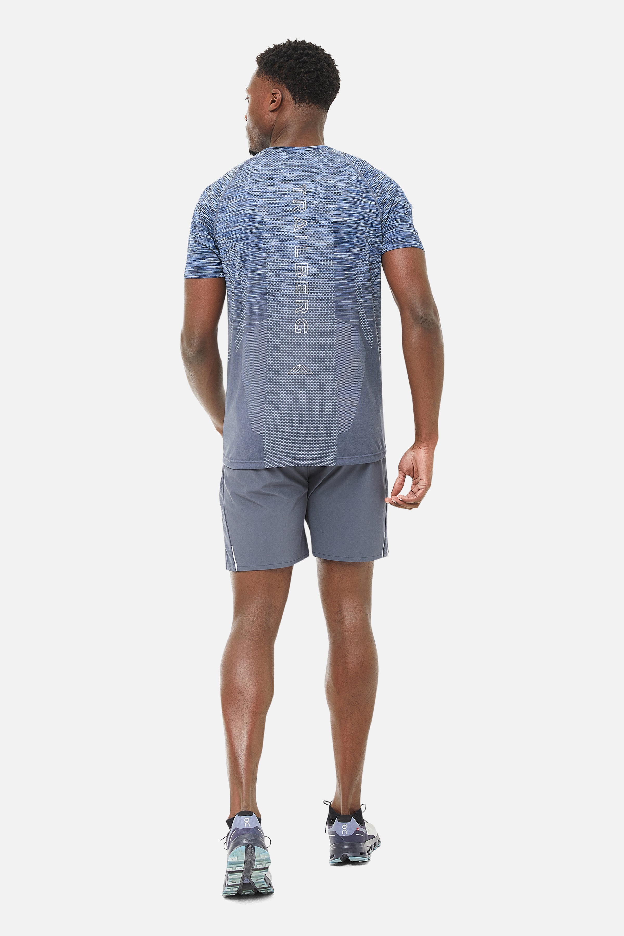 SUMMIT SEAMLESS TEE - OMBRE BLUE