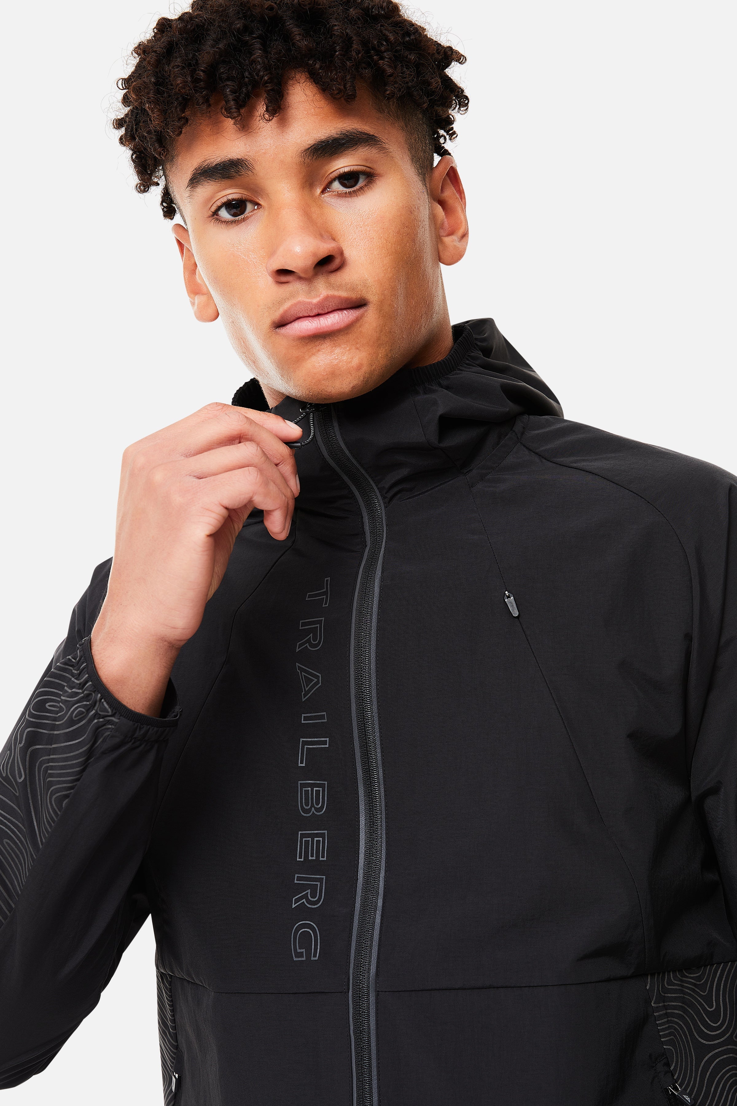 GEO WINDBREAKER - BLACK